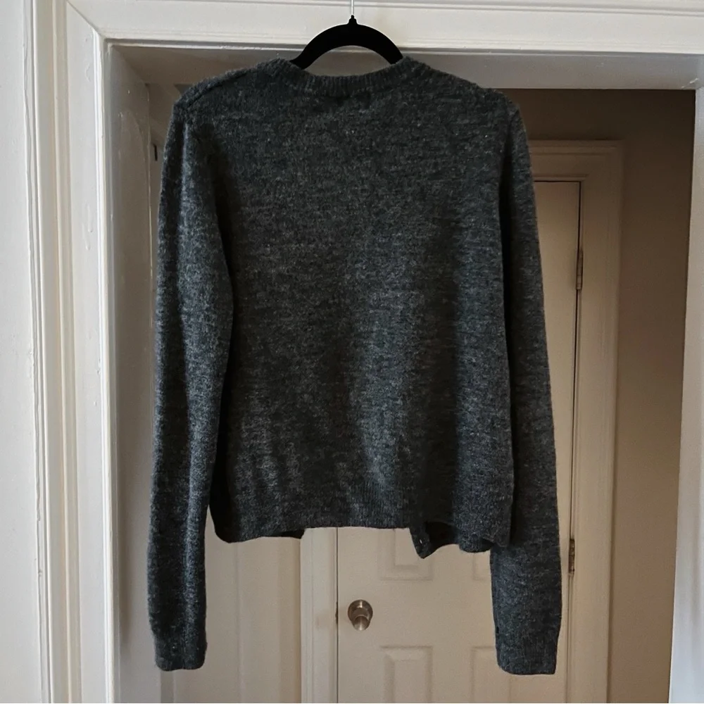 H&M Button Front Cardigan - Picture 3 of 3